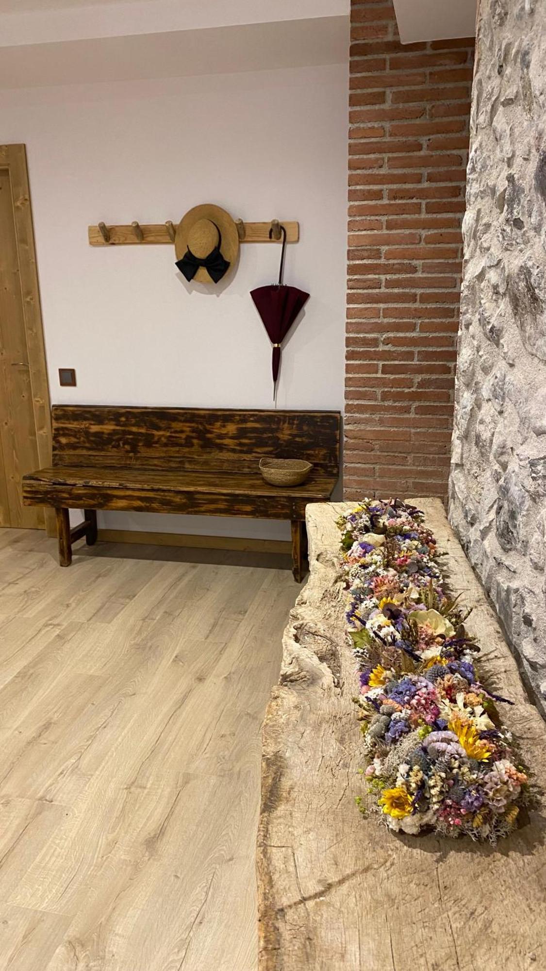 Pis Turistic De 170 M2 A La Placa Porxada De Bagá Extérieur photo